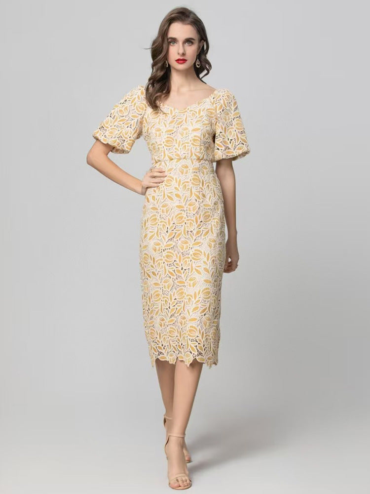 Robe Courte en Dentelle à Manches Bouffantes pour le Quotidien — vue principale | Porivana