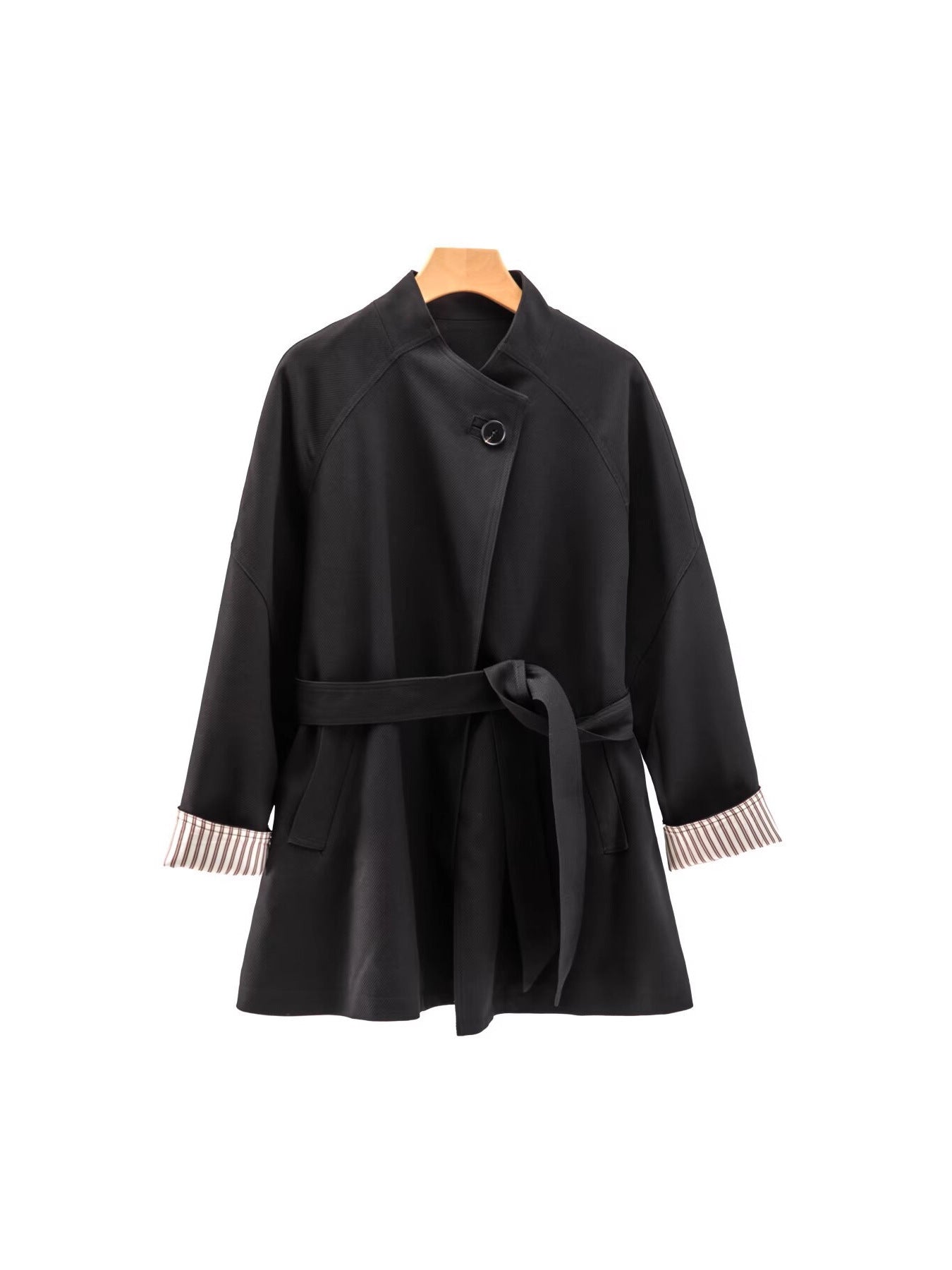 Robe Courte Style Blazer Ceinturée pour Soirée — porté en situation | Porivana