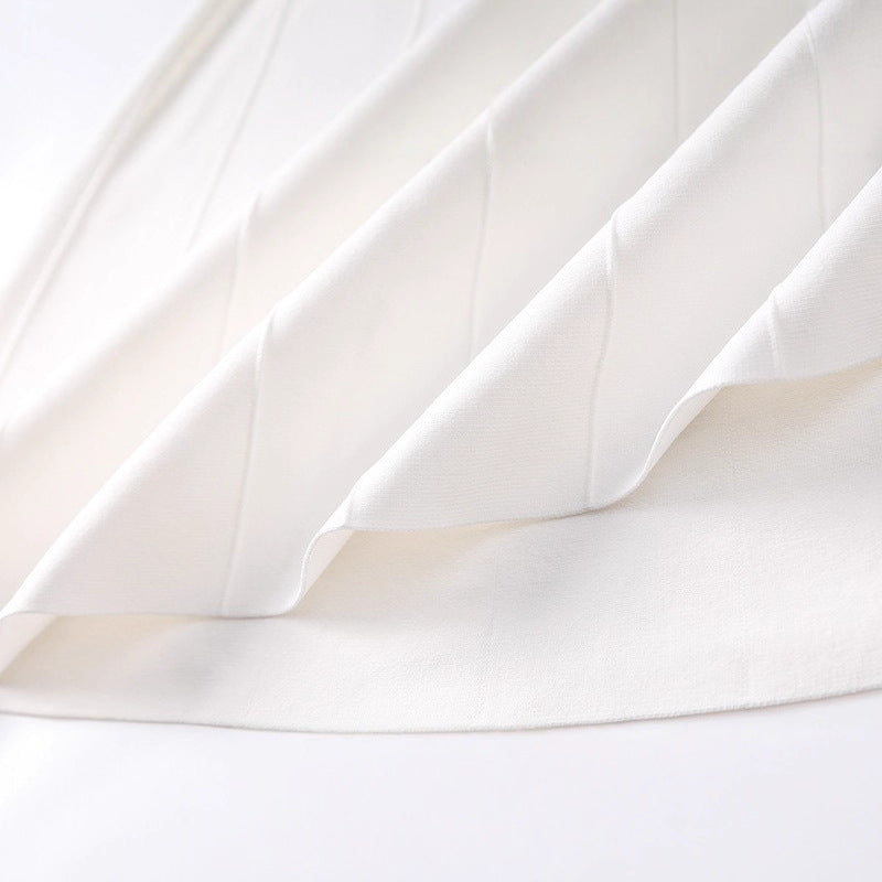 Robe en Maille Côtelée Asymétrique Épaule Nue pour Automne — blanc — détail 2 | Porivana