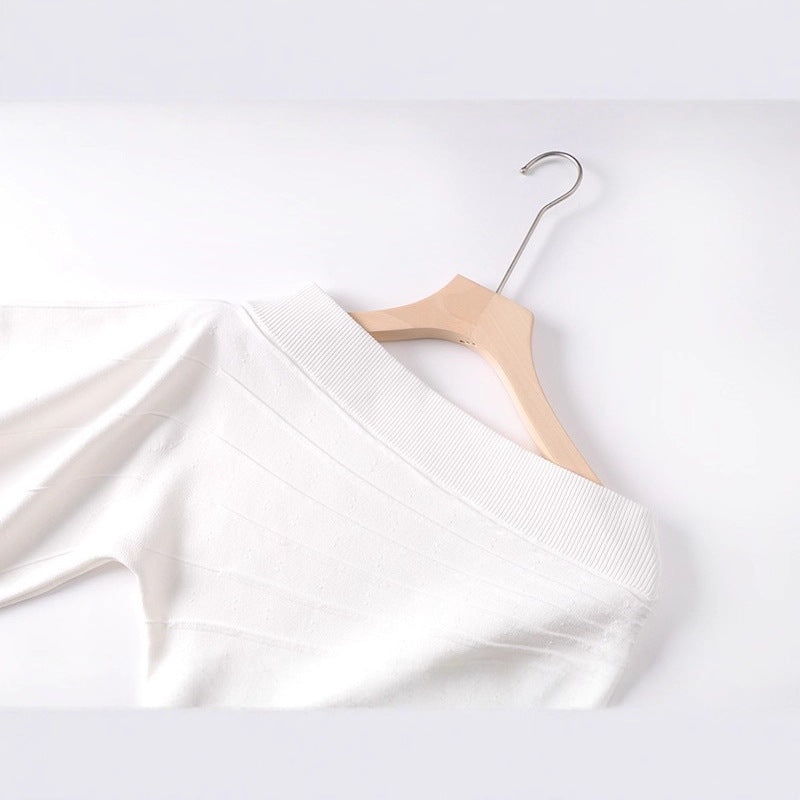 Robe en Maille Côtelée Asymétrique Épaule Nue pour Automne — blanc — détail 3 | Porivana