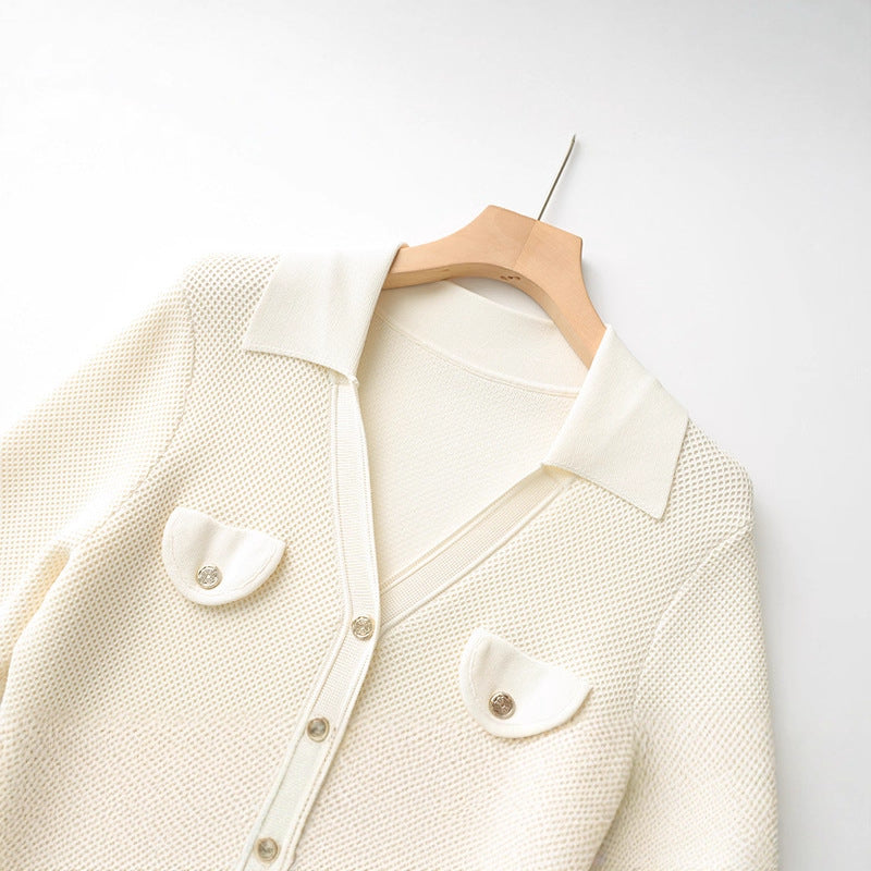 Robe Longue Satinée Boutonnée Style Chemisier pour Réception — blanc — détail 3 | Porivana